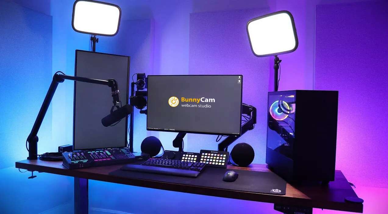 equipment for broadcasting a webcam model